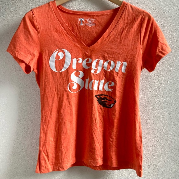 Oregon State Beavers V-Neck T-Shirt in Orange Size Small - Picture 1 of 6